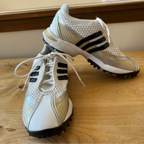 ADIDAS TRAXION GOLF SHOE WOMENS 8.5 PERFORMANCE ATHLETIC SPORTY SPIKES LACE UP - Picture 5 of 10